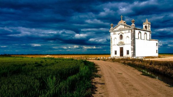 Medieval Church (photo: CVR Tejo)